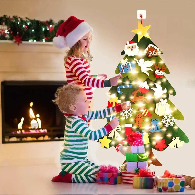 Árvore de Natal Montessori - Com Enfeites + Pisca Pisca de Brinde